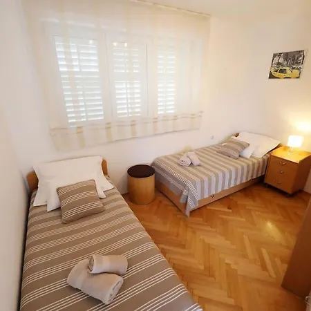 Appartement Apartman Rony Zadar