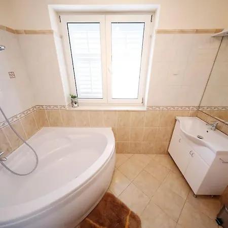 Apartman Rony Appartement